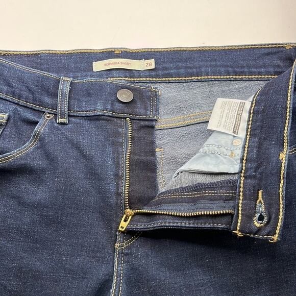 Levi’s Bermuda Short Size 28 - Picture 16 of 16